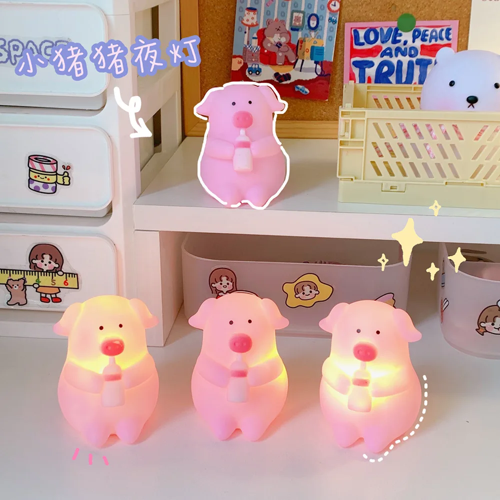 LED Mini Pig Toy Lamp Cute Decor Bedside Light Button Battery Operated for Children Bedroom Desk Toy Decoration Mini Lighting