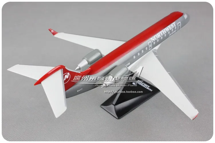 American Northwest Airlines NWA Jet Airlink CRJ-200 1: 100 Plastic Assembled  Aircraft Model 28cm for Collective plane model