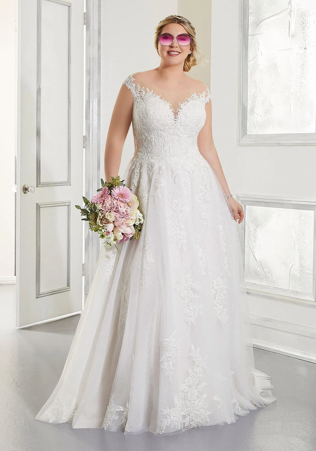 Kralen Applicaties Kant Trouwjurken Terug Keyhole Vestidos De Novia Renda Applicaties Organza Elegante Bruidsjurken Plus Size