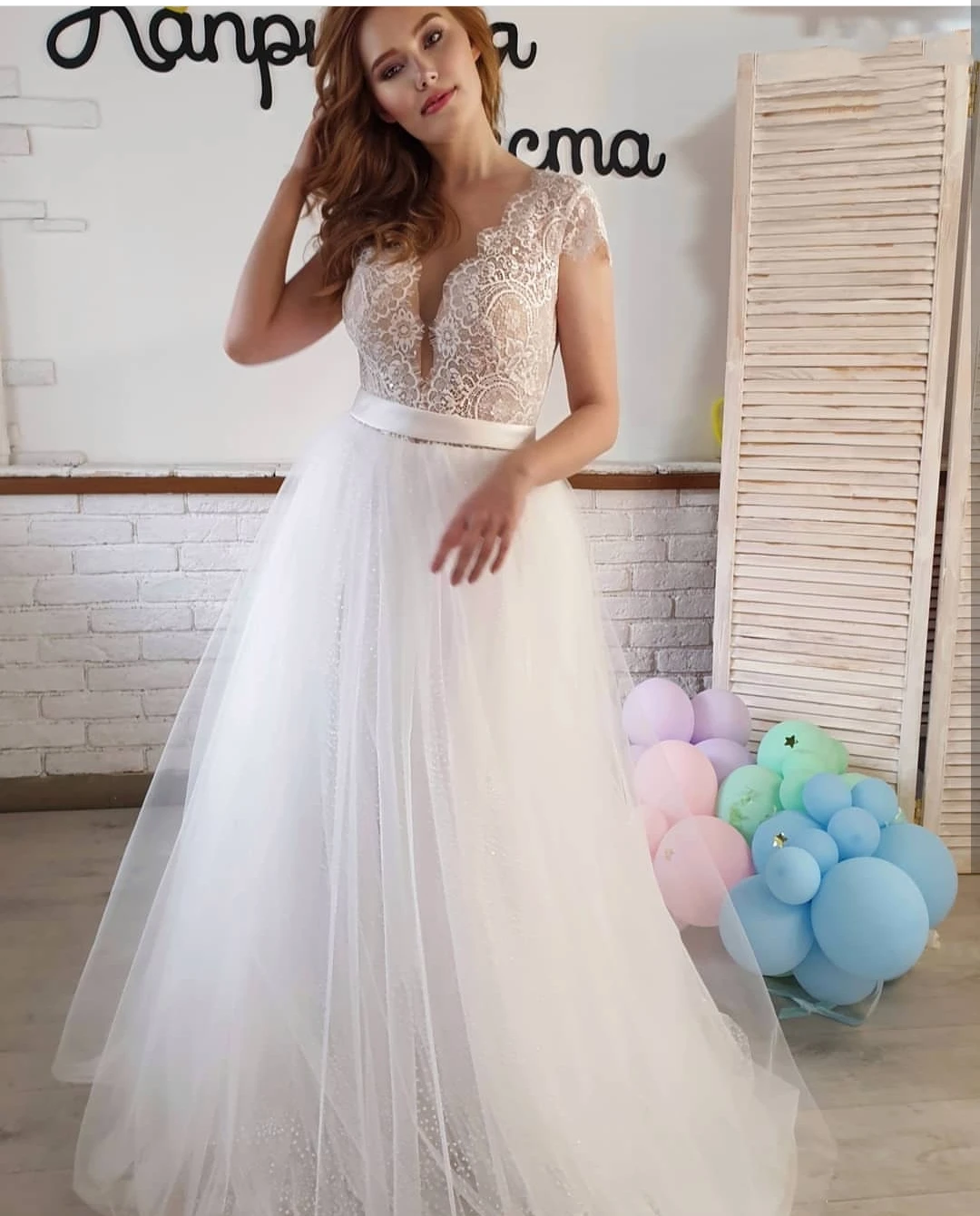 Vestido de casamento brilhante a linha com decote em v sem mangas tule branco renda apliques vestidos de noiva para mulher lindo robe de mariee