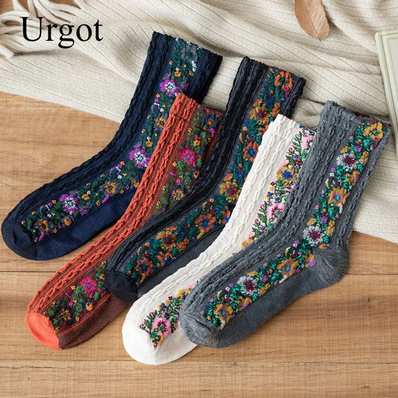 

Urgot 3 Pairs New Fashion Women's Socks Cotton Euramerican National Wind Flowers Autumn and Winter Lady Socks Warm and Cute