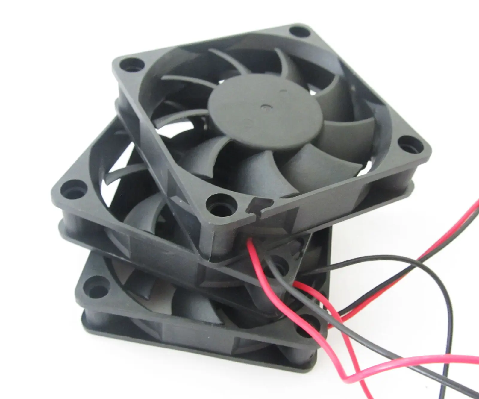 

1pc Brushless DC Cooling Fan 60x60x15mm 6015 9 blades 12V 0.13A 2pin Connector