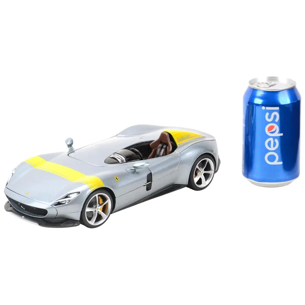 Bburago-coche deportivo Ferrari Monza SP1, vehículo fundido a presión estático, modelo coleccionable, juguetes de coche, 1:18