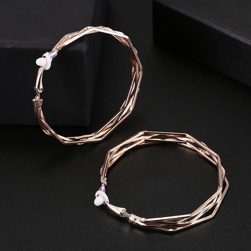 Hoop Clip on Earrings for Women No Pierced Unique Twisted Big Earrings Irregular Circle Earring Brinco Statement Fashion Jewelry