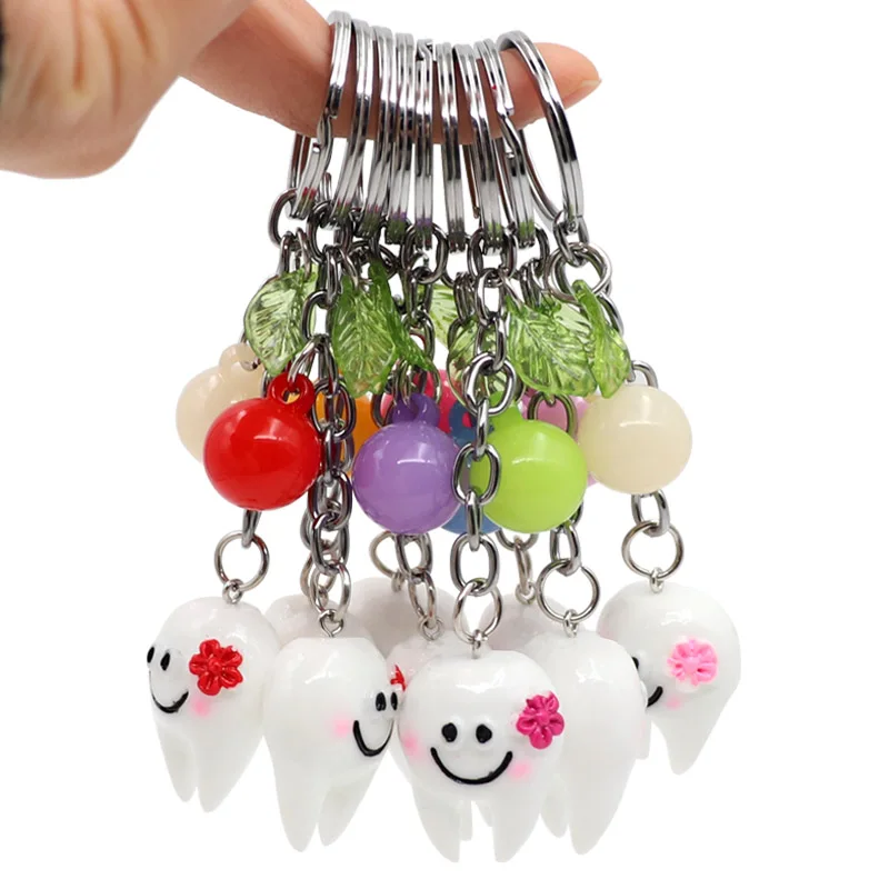 5pcs Dental Teeth Shape Model Simulation Tooth Key Chain Fashion Cartoon Lovely Pendant Teeth Key Chain as Dentist Gift