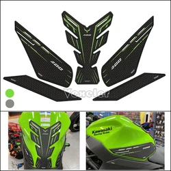 Nuovo serbatoio moto Pad Protector Sticker Decal Gas carburante Grip Grip lato trazione per Kawasaki NINJA400 NINJA 400 z400 2018-2022