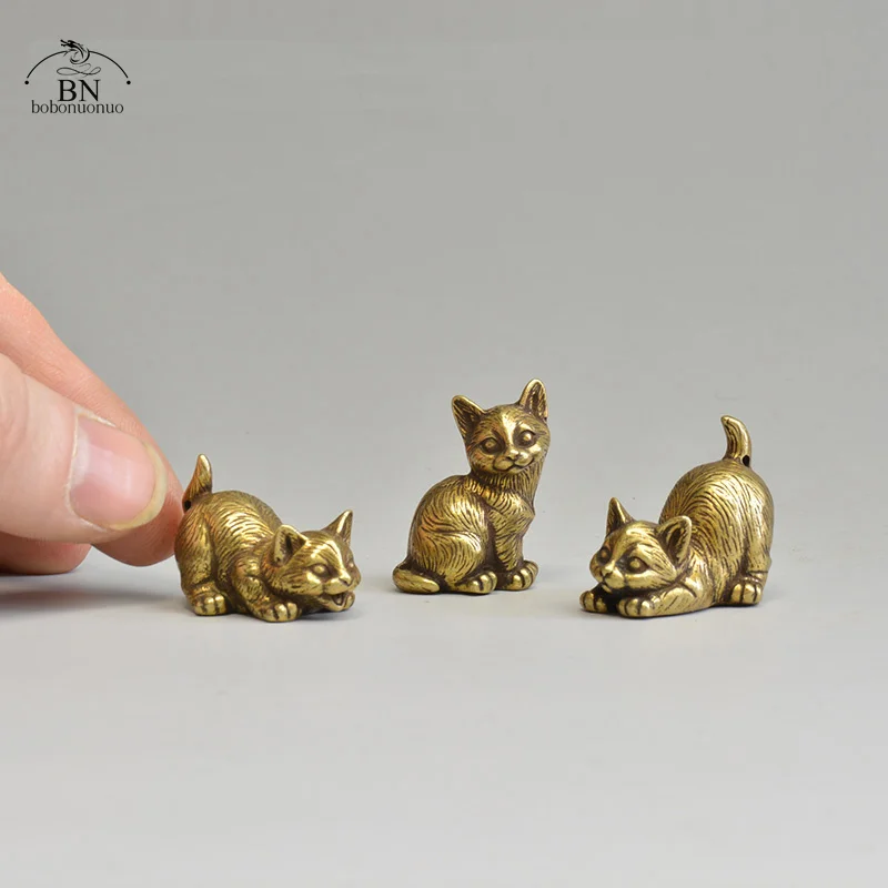 8 Styles Available Brass Cute Cats Figurines Miniatures Desktop Ornaments Classical Small Animal Tea Pet Home Decors Accessories