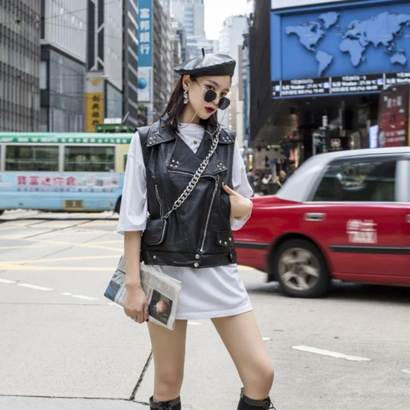 Sleeveless Women Jacket Streetwear Black Vests Turn-Down Collar Rivets Biker Vest Pocket Loose Fit Pu Leather Short Waistcoat