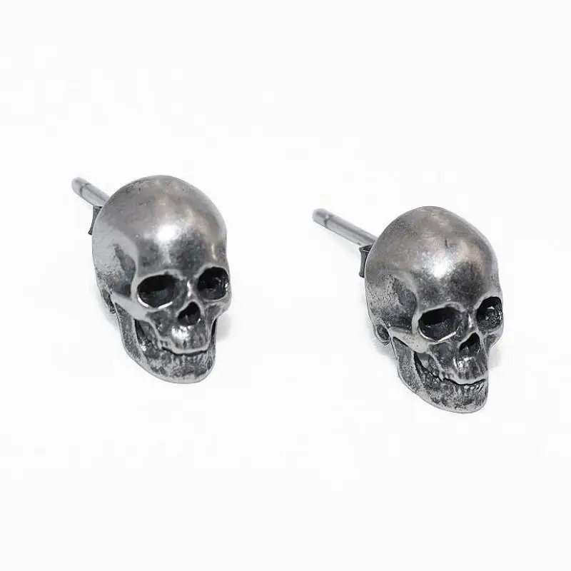 Creative Punk Skull Earrings Men\'s Cool Hip Hop Earrings Retro Rock Skull Earrings Hot Sale