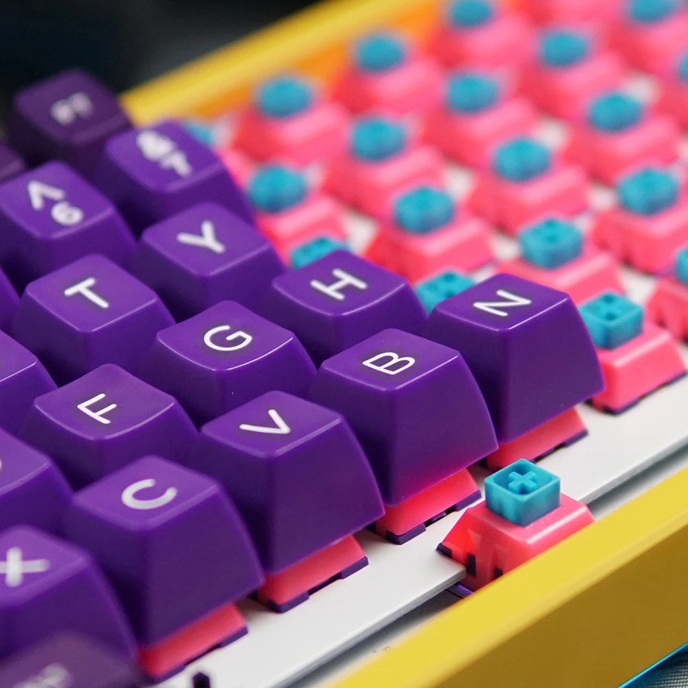 Kira96 Yellow Gas Bomb Hot Swappable Wireless BT5.0 RGB Keyboard TTC Switches Purple Keycaps 96 Layoout Wirelsss Type-c Keyboard