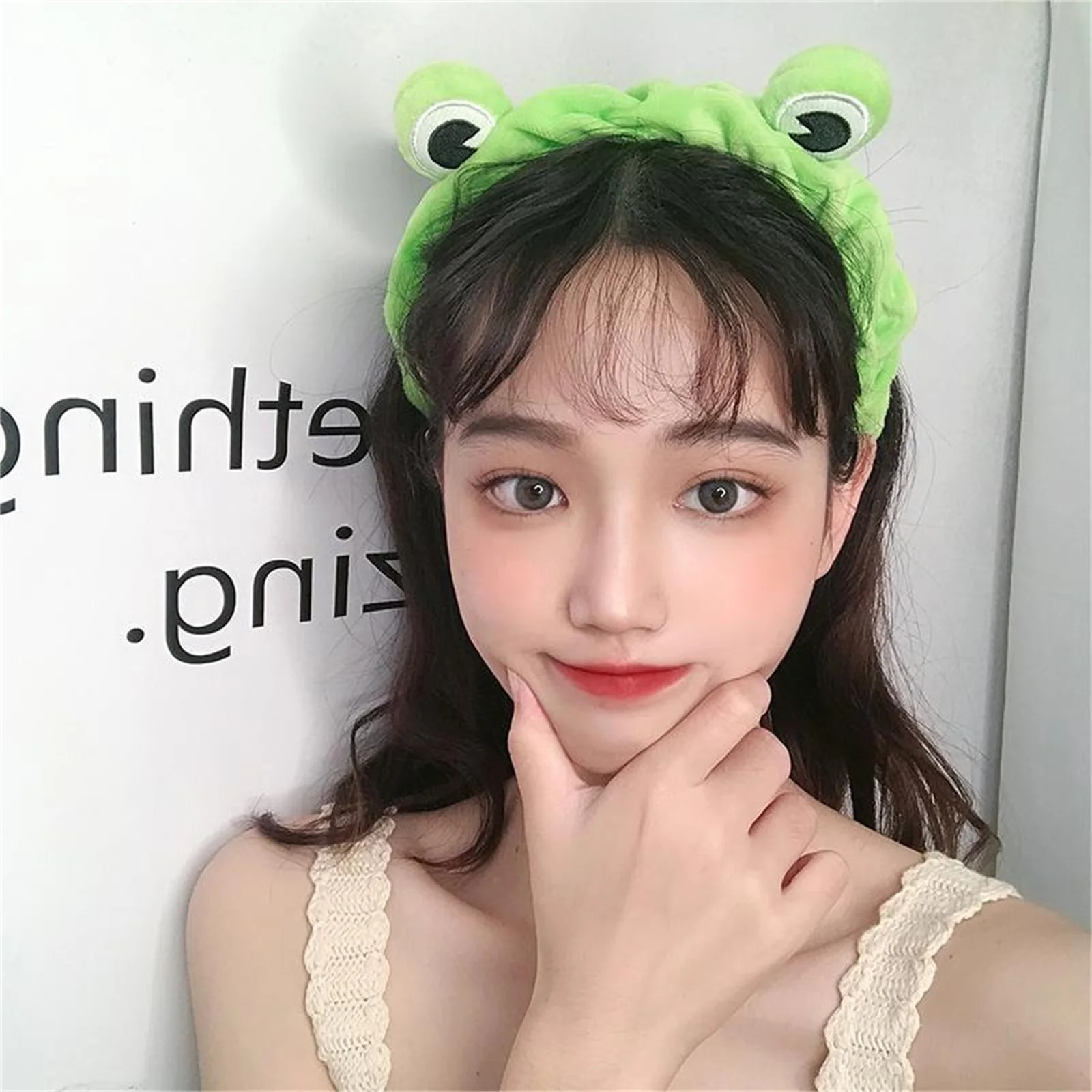 Girls Funny Cute Frog Headband Creative Cartoon Frog Eye Hair Hoop Headpiece for Face Washing Shower Spa Yoga Beauty Skincare