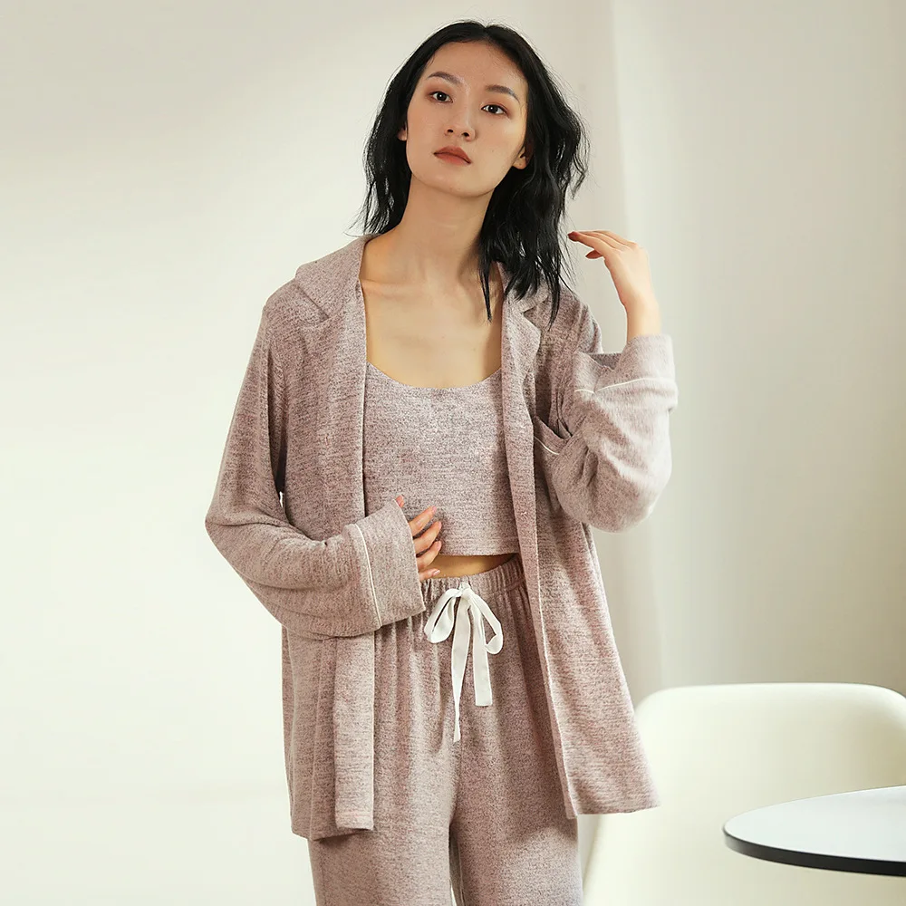 Fall/Winter 2021 Pajamas for Women Beige Long Sleeve Trouser Suits Comfortable 3-piece Set Home Clothes Lapel Loose Sleepwear