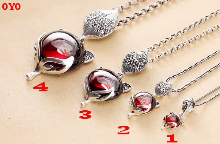 

S925 sterling silver fox pendant female Thai silver inlaid red garnet agate chalcedony necklace sweater chain