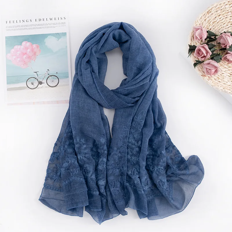 New Design Ethnic Embroidered Style Cotton Lace Scarf Shawls for Women Winter Muslim Hijab Bandana Pashmina