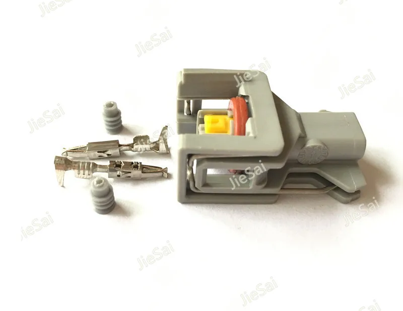 2 Pin Automotive Fuel Injector Connector Spray Nozzle / Oil Atomizer Plug Car Electrical Plug Female Connector