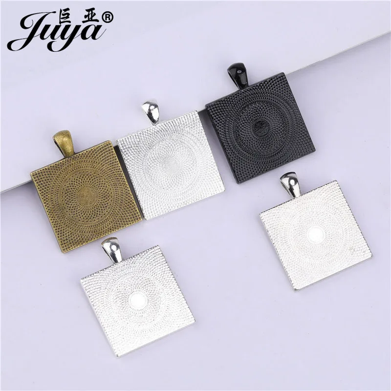 50PCS 25mm Alloy Square Pendant Cabochon Base Setting Charms For Make Necklaces keychains DIY Jewelry Components Crafts Findings