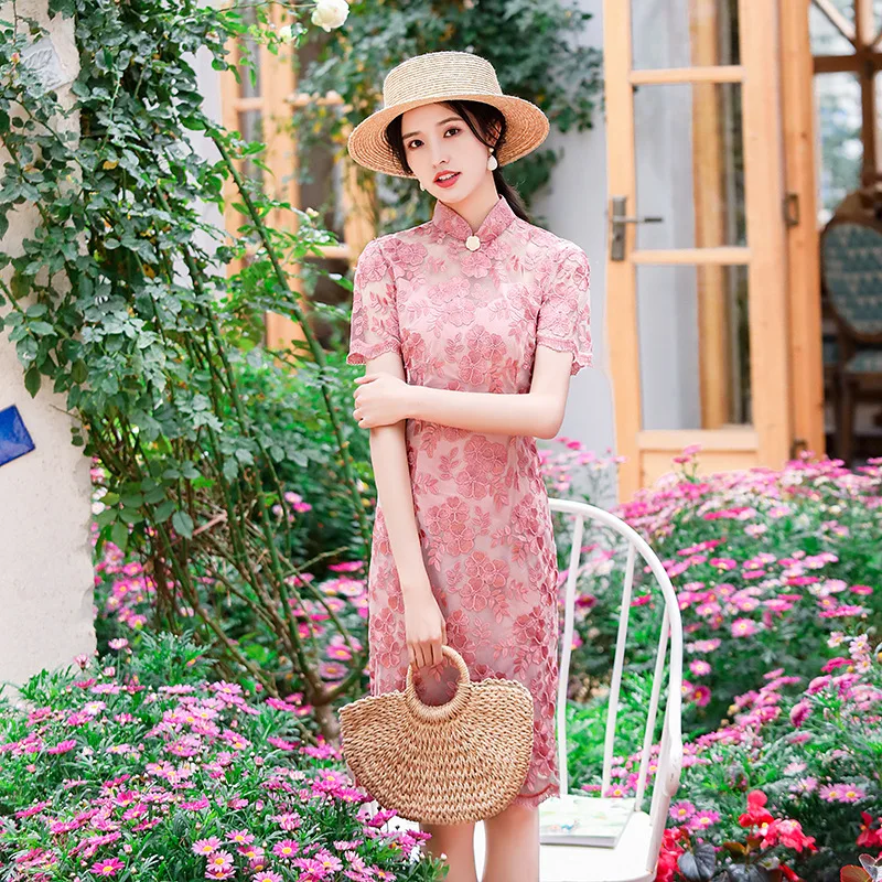 Lace Freshing Girl Embroidered Cheongsam 2020 Spring And Summer Women'S Dress Long Double Slim Retro Sexy Qipao Flowers Dresses