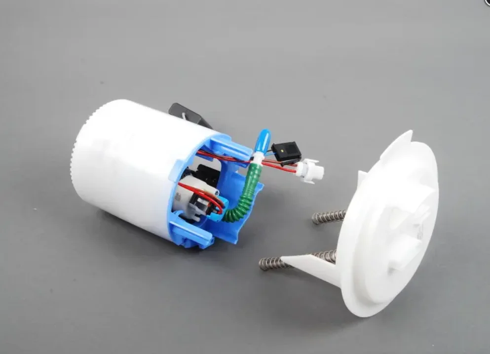 Electric fuel pump for Mercedes-Benz W204 C180 kompressor C200 CGI C280 C300 C320 C350 C220 C250CGI C63 A2044701394 A2044700894