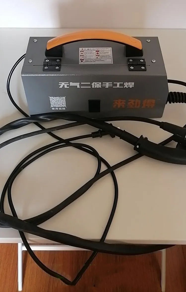 220V Airless Self-ป้องกันเครื่องเชื่อมเครื่องใช้ในครัวเรือนขนาดเล็กคาร์บอนไดออกไซด์ป้องกันแก๊สเครื่องเชื่อม