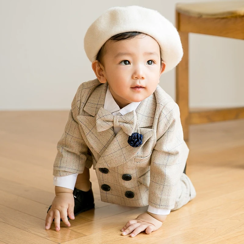 2024 New Arrival Little Boy Tuxedo/Wedding Party baby Boy Suit/Baby Boys Beige 4-piece Suit Set baby boys dress for 1 2 3 4 year