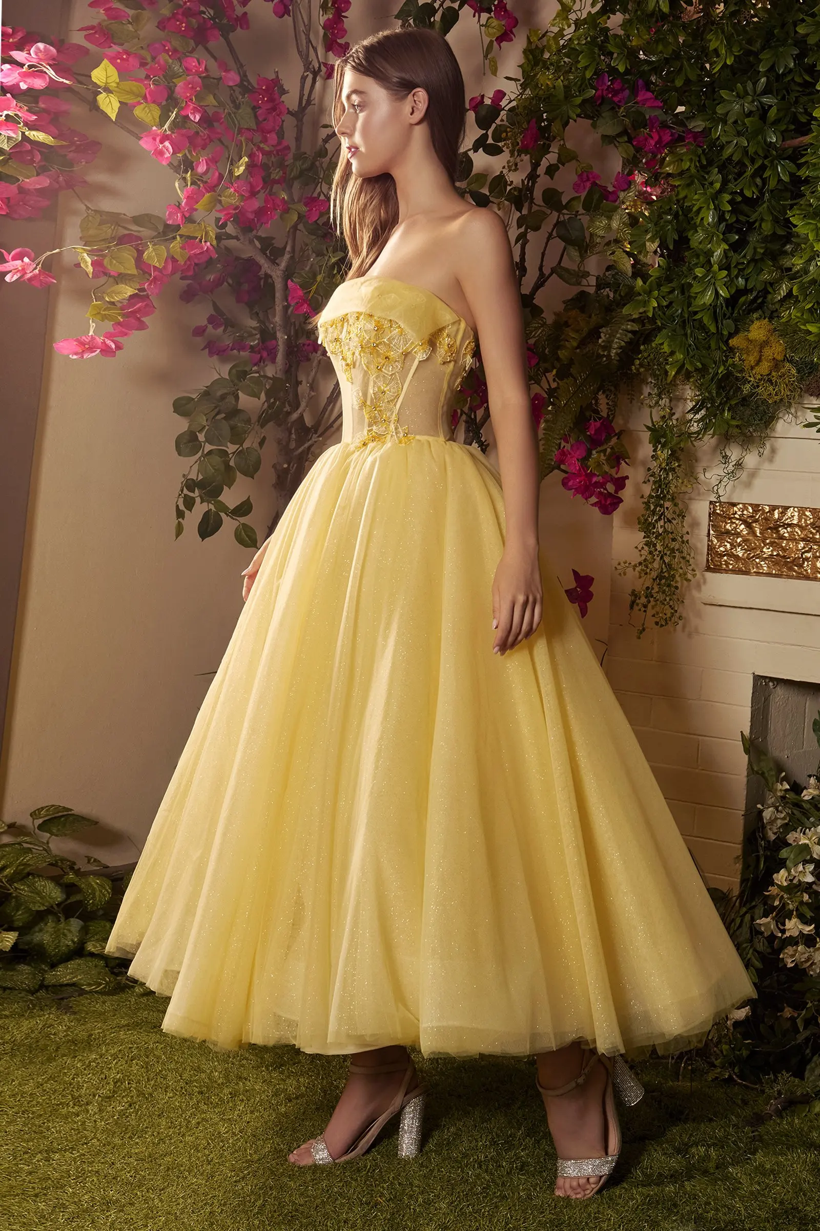 Eeqasn-Amarelo Glitter Tulle Vestidos Curtos de Baile, Apliques, Renda, Chá de comprimento, Vestidos de Festa Noturna, Ossos Cabidos, Vestido Speical Formal