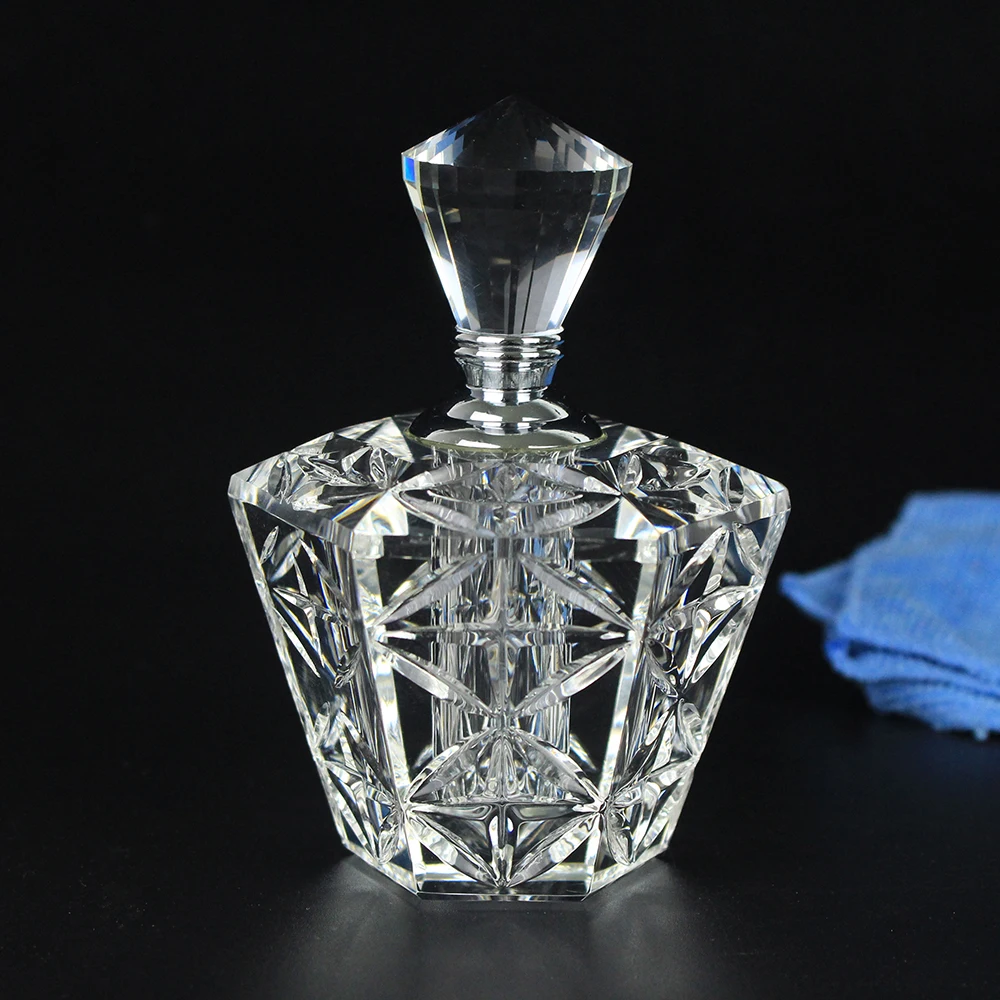 12ML Fashion Crystal Perfume Bottle Refillable Essential Oil Bottle Travel Perfume Cosmetic Bottle Lady's Gift