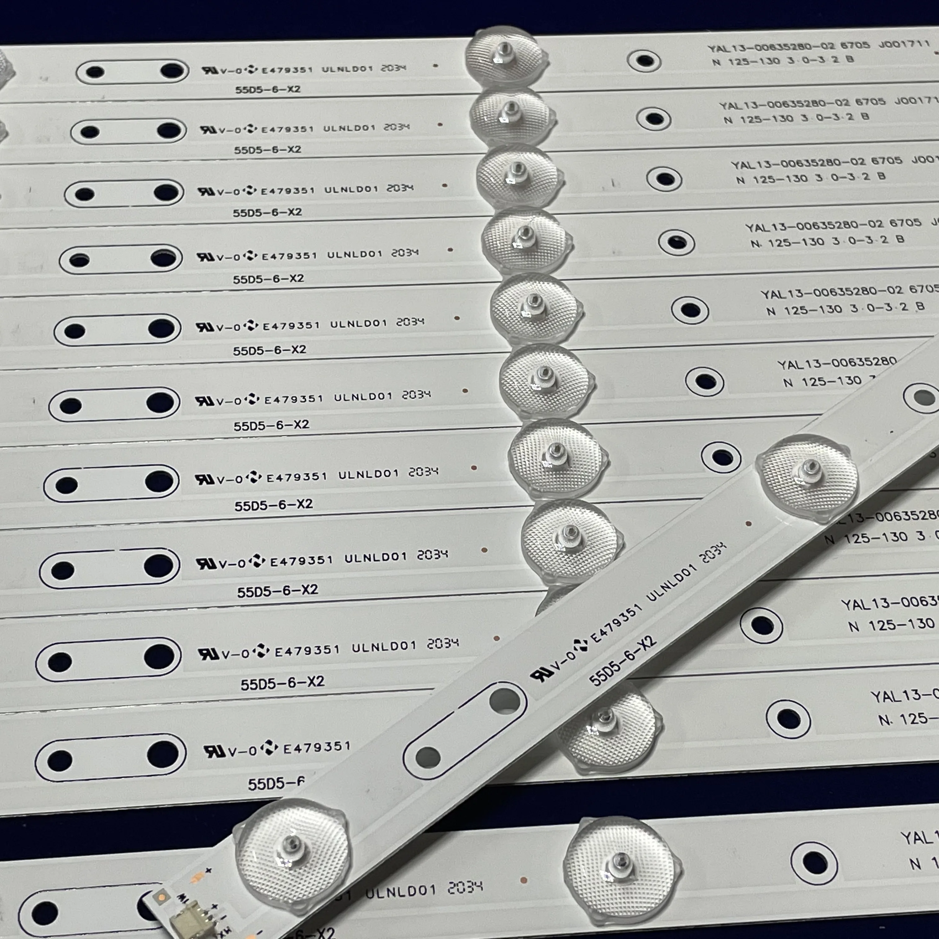 LED Backlight Strip For RF-AZ550E32-0601S-04  YAL03-00635280-20 55D5-6-X2C 55M7 55E3500 55E6000 55E366W 55X5 SDL550WY