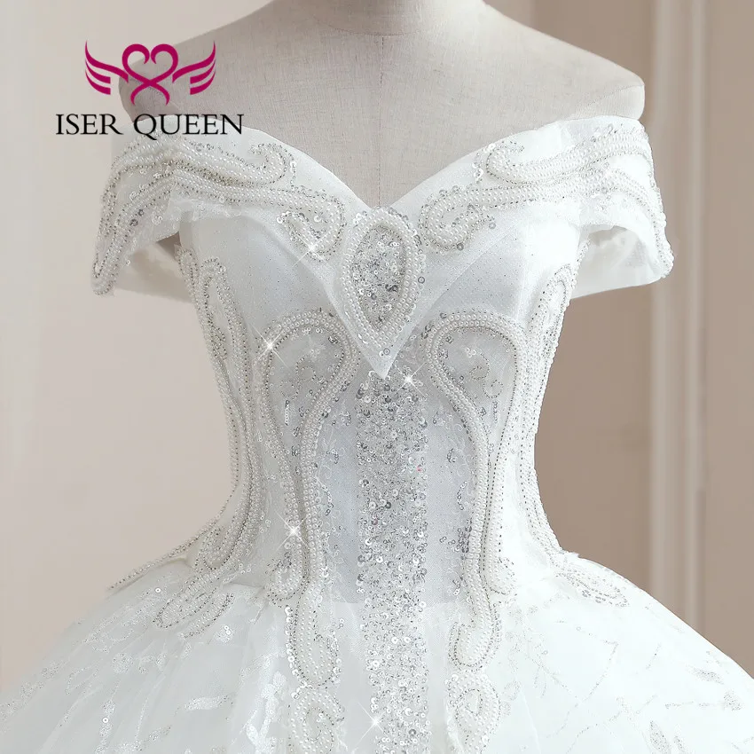 ที่กําหนดเองปิดไหล่แขนสั้นยุโรปชุดแต่งงานไข่มุกลูกปัด Bright ลูกไม้ Appliques ชุดบอลชุดเจ้าสาว WX0256