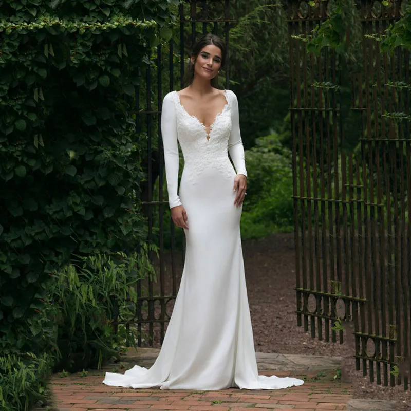 Vestido de novia de sirena de manga larga con cuello en V y espalda descubierta, Apliques de encaje blanco con vestido de novia, 2020