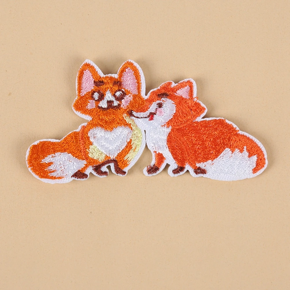 1Pcs Animal Fox Embroidery Patch Heat Transfers Iron On Sew On Patches For Clothing DIY Clothes Stickers Decor Appliques