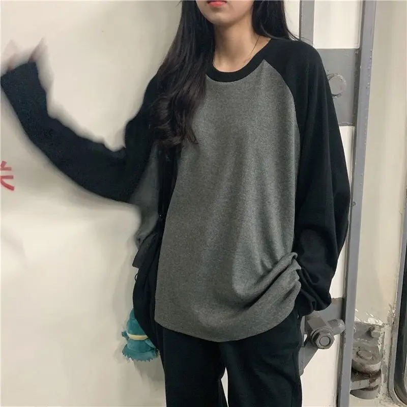 New 2023 Female T-shirt Grey O Neck Contrast Color Long Sleeve T Shirt Loose Autumn Tee Tops for Women Shirts Patchwork