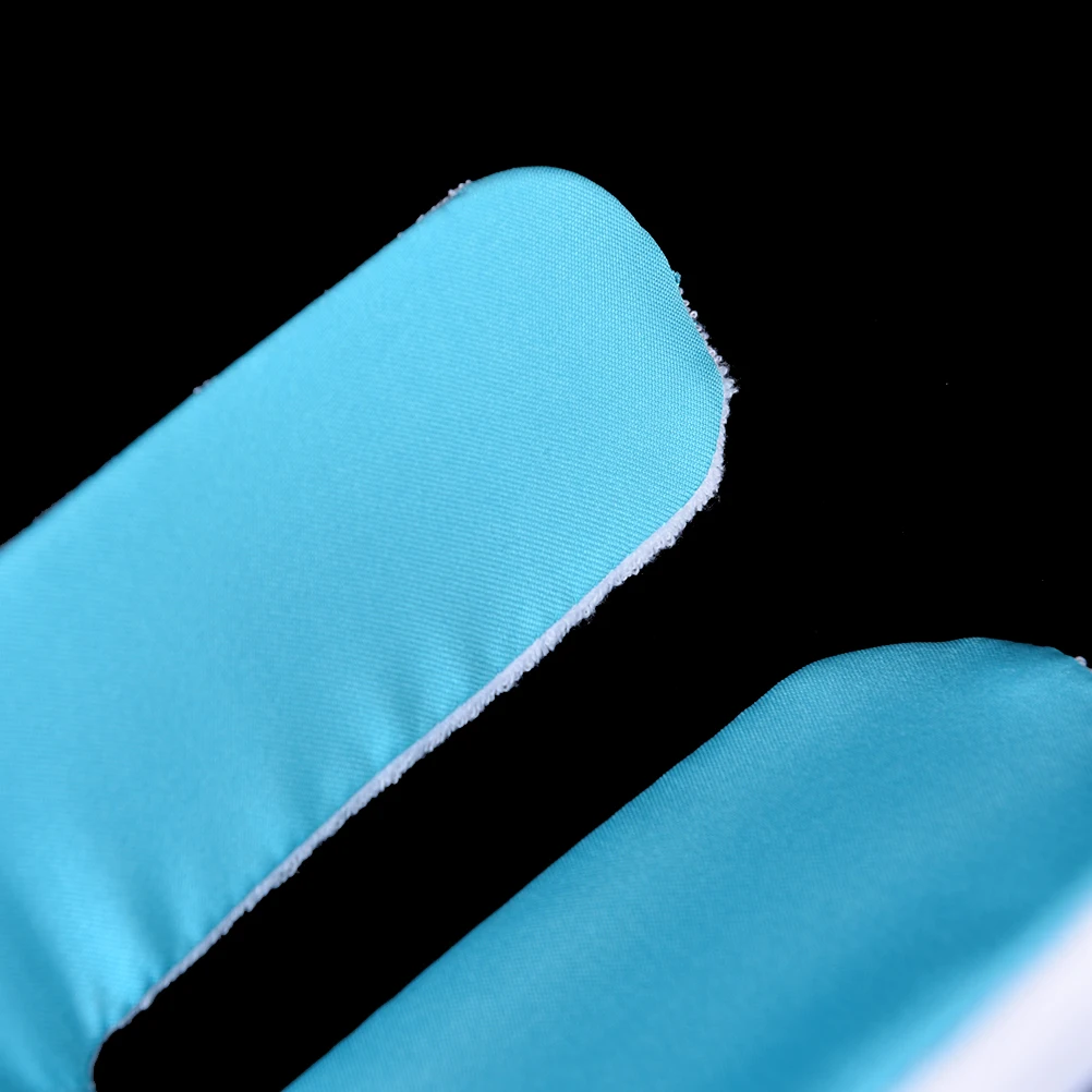 Flexible Sock Stocking Aid, Help Disability Putting On Socks Aid Helper For Arthritis And Back Pain Sufferers
