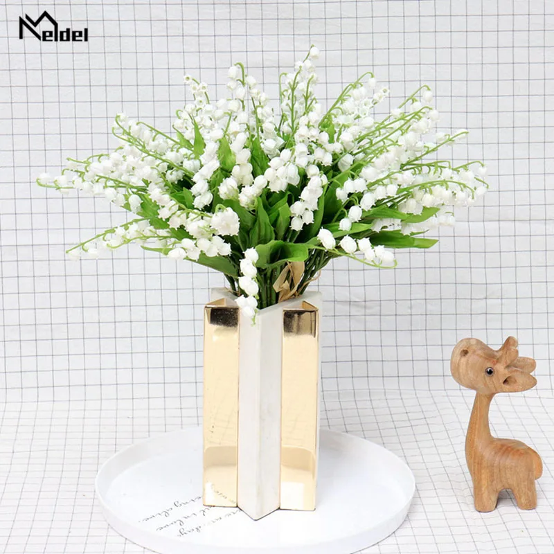 Meldel 1 Pcs Plastic Kunstmatige Lelie Vallei Bloem Tak Witte Nep Bloemen Bruiloft Tafel Krans Thuis Vaas Diy Decoratie Bloem