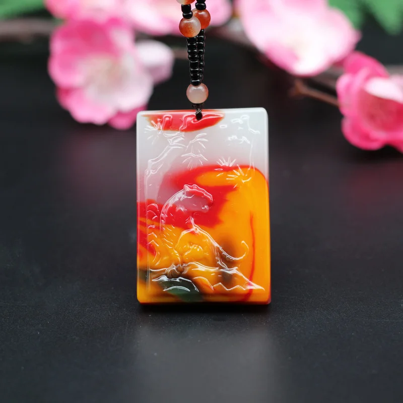 

Natural Color Jade Tiger Pendant Necklace Beads Chinese Hand-Carved Charm Jadeite Jewelry Fashion Amulet Men Women Lucky Gifts