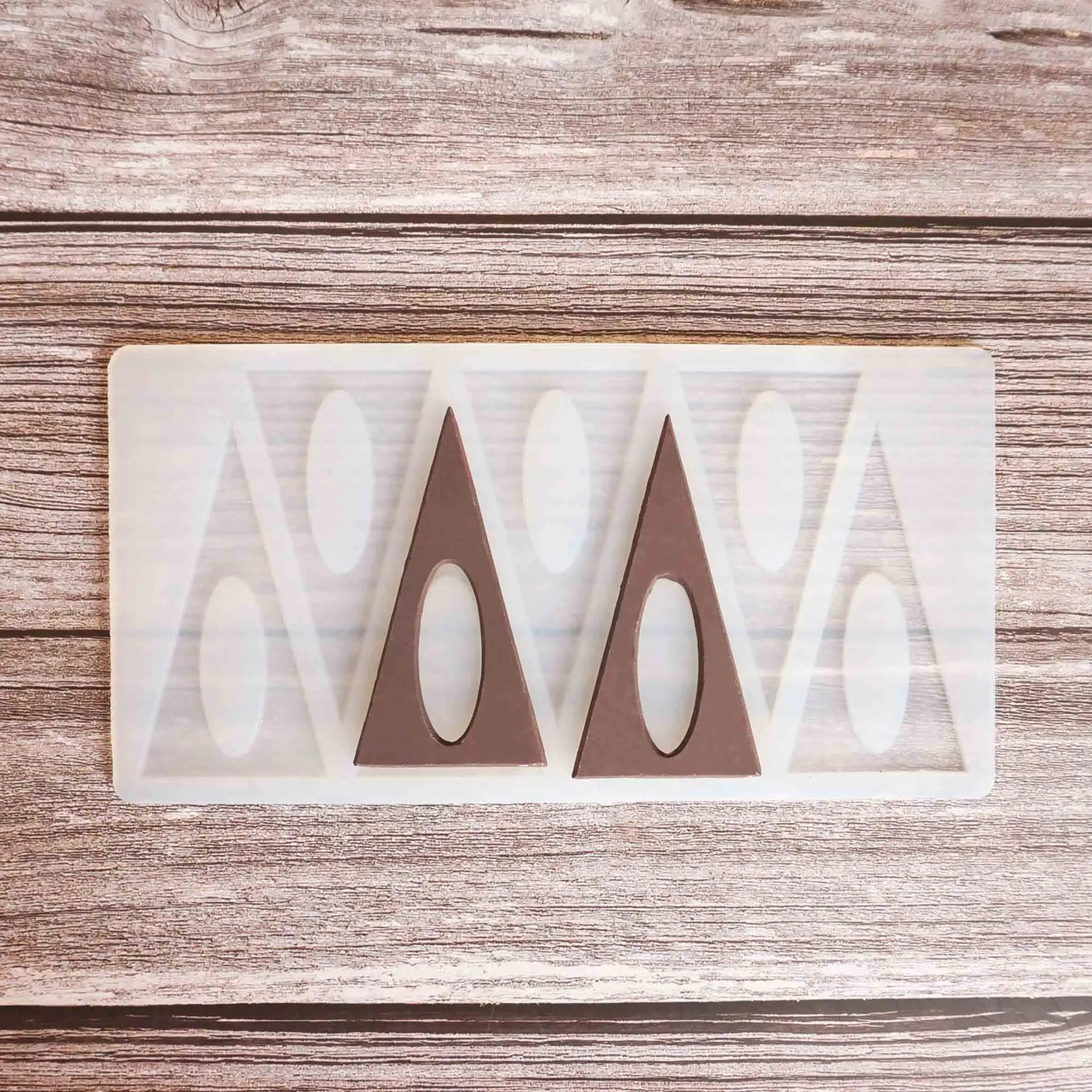 Hollow elliptical triangle Shape Chocolate Stencil Cake Decorating Silicone Mold Transfer Sheet Baking Stencil Chablon