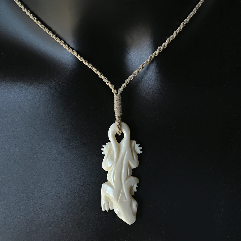 NGX084 Handmade Man Jewelry New Zealand Maori Tribe Pendant Yak Bone Gecko Womens Hemp Rope Weaving lizards Necklace for Surfing