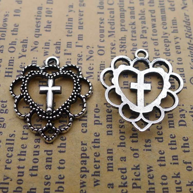 15 Pieces 20*22mm Mixed Alloy Antique Silver Color Cross Heart Charms Keychain Vintage Pendant Accessory For DIY Jewelry Making