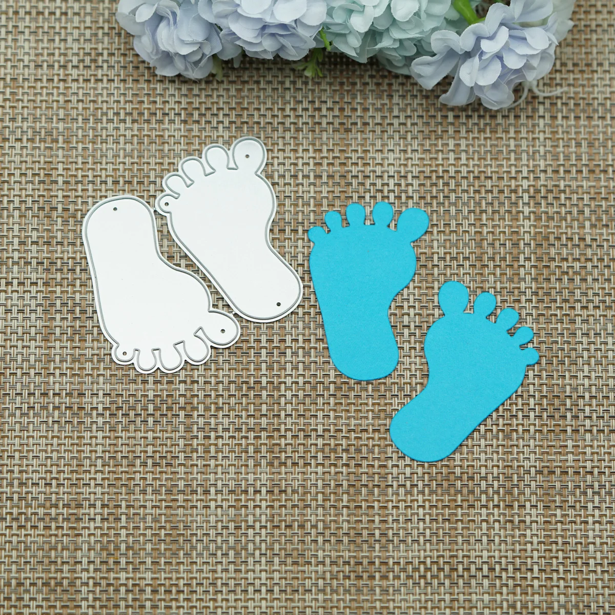 Molde de corte de metal em forma de pistas de pé de bebê, estênceis de scrapbooking, gravação decorativa, cortador de papel, molde, cartão de felicitações diy