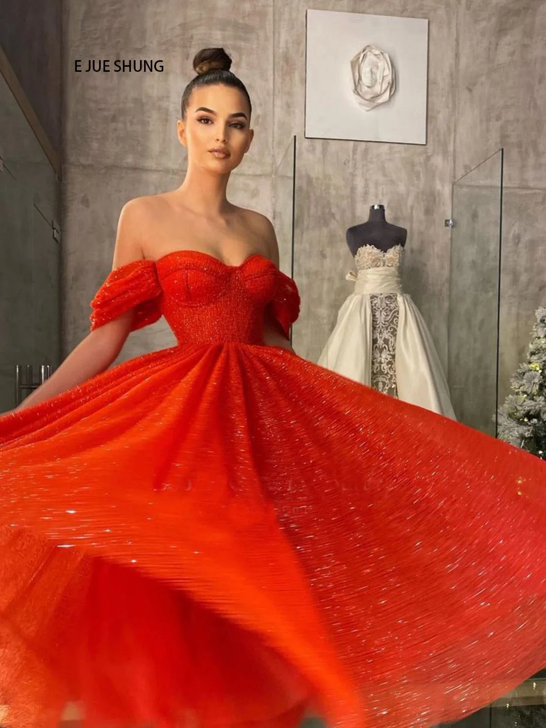 Shiny Fabrics Luxury Red Wedding Dresses Off The Shoulder Lace Up Back Tea Length Bridal Gowns Glitter