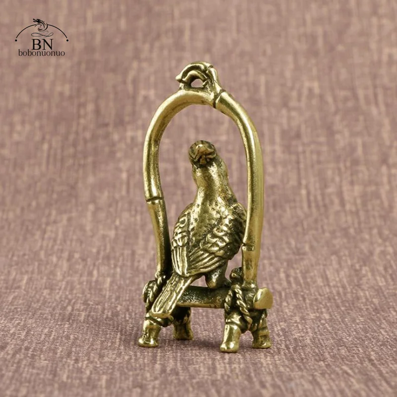 Antique Copper Crafts Bird Cage Parrot Figurines Miniatures Desktop Ornaments Brass Animal Bird Key Chain Pendant Jewelry Decors