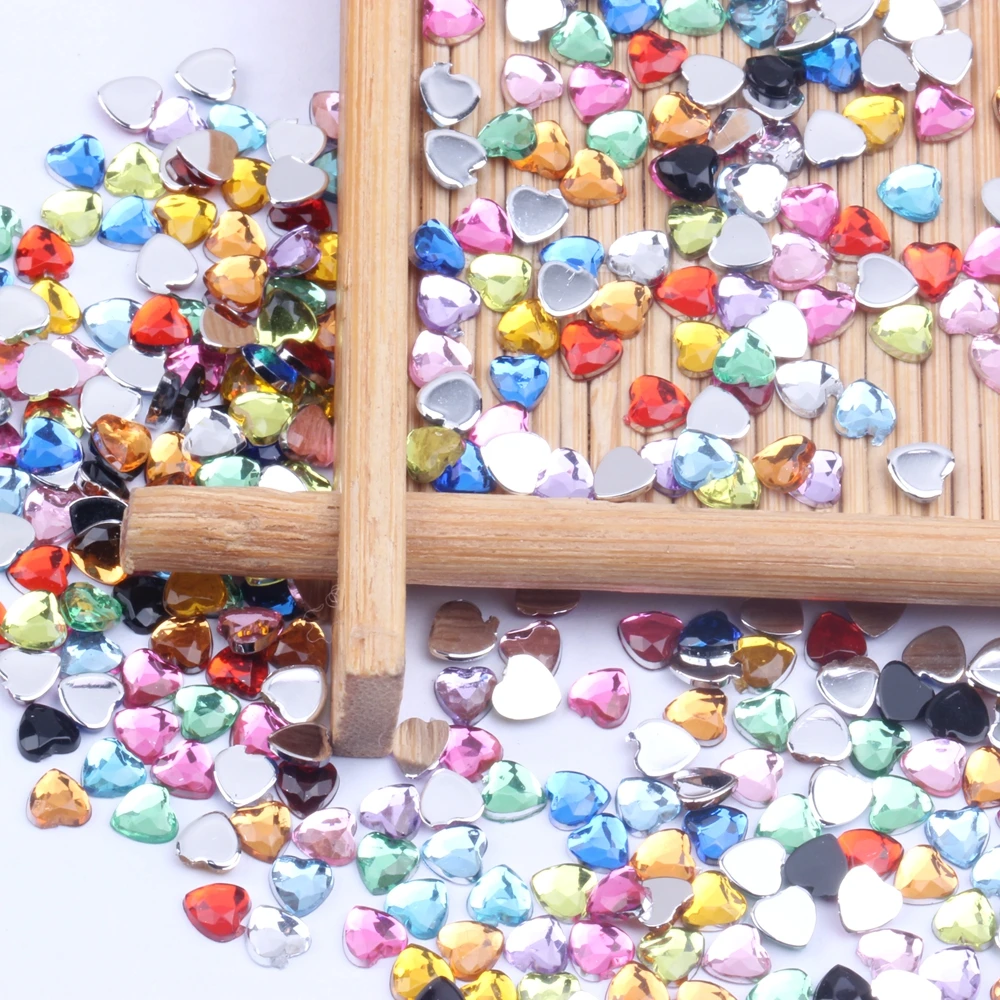 Nail Art Rhinestones 200pcs 4mm Heart Shape Gems Shiny Flat Facets Normal colors Acrylic Rhinestone Strass Nail Stickers