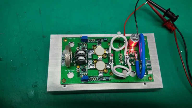 

76-110Mhz Rural Broadcasting RF Amplifier FM Transmitter Board FM RF Amplifier 300W