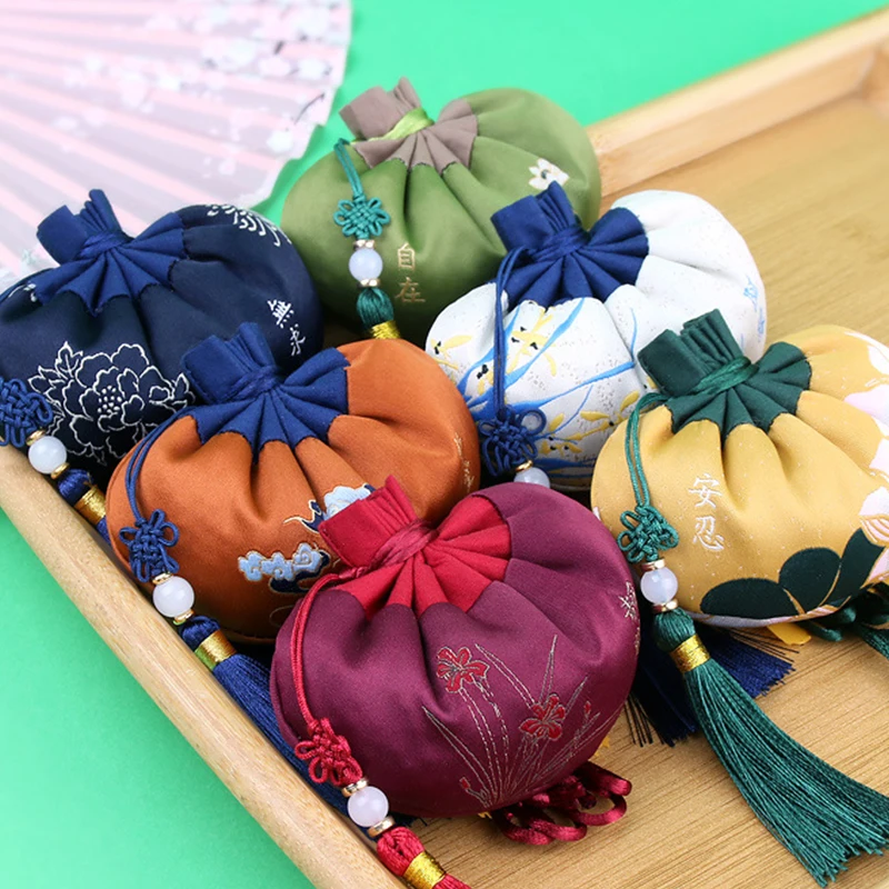 Mini Tassel Sachet Quality Brocade Car Hanging Fashion Retro Palace Jewelry Storage Bag Chinese Style Bedroom Decoration Sachets