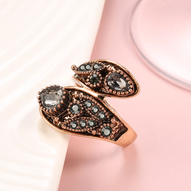 Wbmqda Charm Boho Gray Crystal Rings for Women 585 Antique Gold Color Ethnic Wedding Ring Vintage Jewelry Russia Accessories