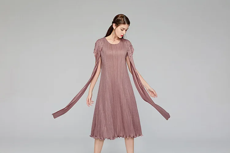 

HOT SELLING Fashion Miyake fold solid dress short sleeve o-neck Beaded Ruffle dress IN STOCK