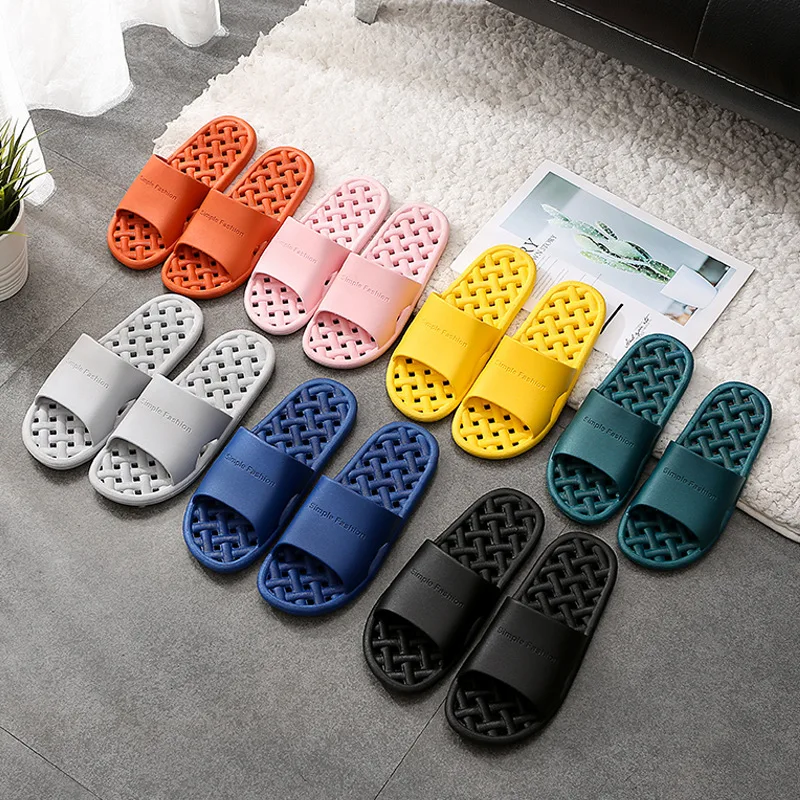 New Leaky Slippers Bathroom Bathing Simple Men's and Women's Home Indoor Massage Sandals and Slippers Featured Beach Slippers