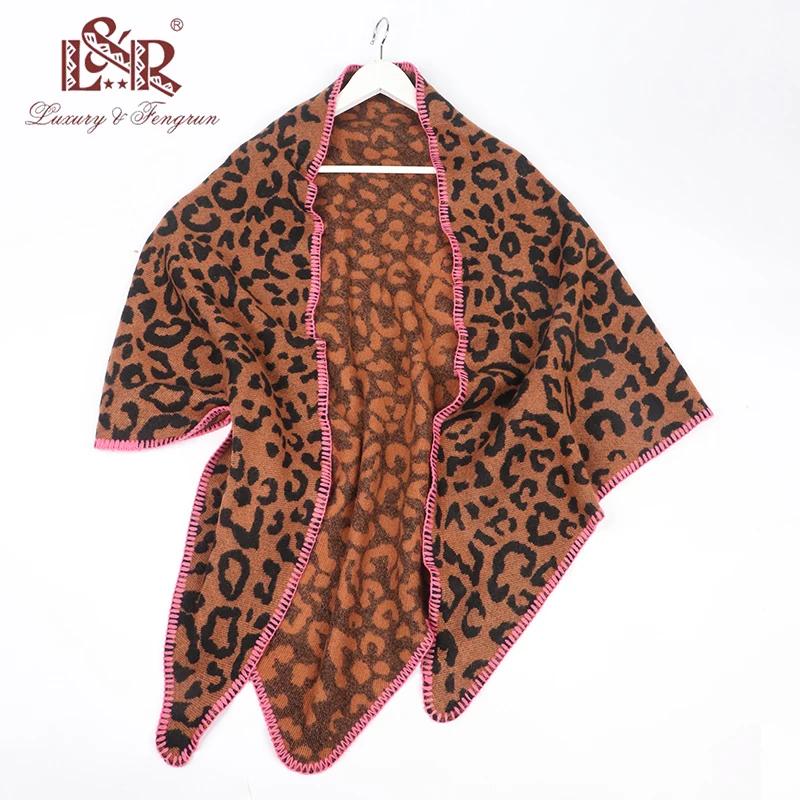 

Designer 2021 knitted winter women scarf Leopard warm cashmere scarves shawls luxury brand neck bandana pashmina lady wrap