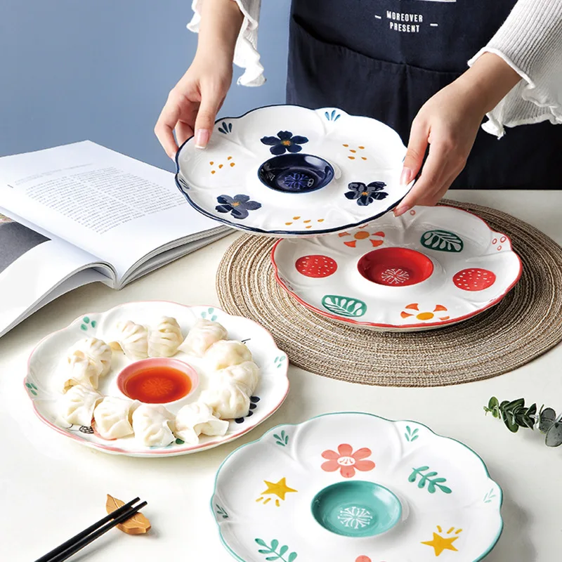 

Japanese Style Creative Ceramic Dumpling Plate Vinegar Large Household Personalized Petal Sushi Chips