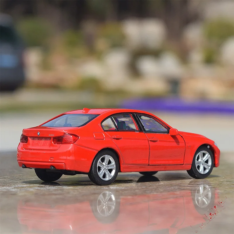 WELLY Diecast Alloy 1/36 BMW 335i 3 Series Car Model Red Adult