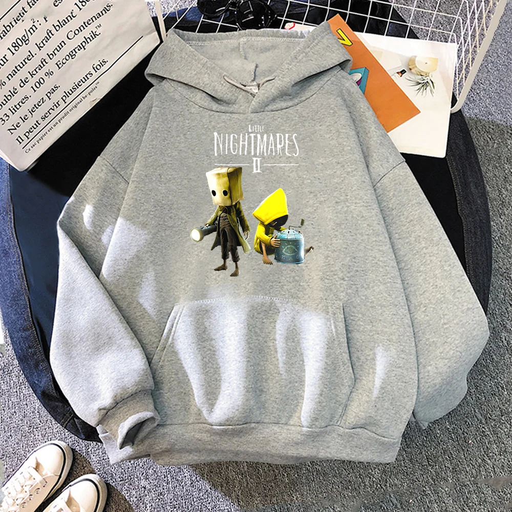 Little Nightmares Hoodie พิมพ์พ็อกเก็ตยาวเสื้อ \ \ \ \ \ \ \ \ \ \ \ \ \ \ \ \ \ ผู้ชายเสื้อ Streetwear สยองขวัญผจญภัยเกมเสื้อผ้าเสื้อ Harajuku